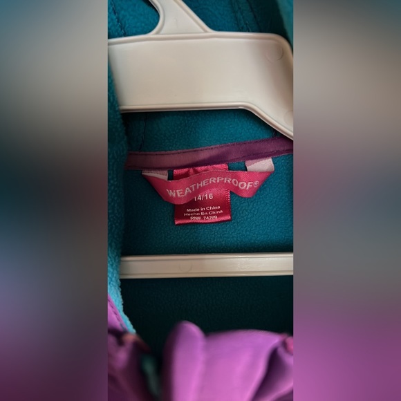 Weatherproof Jacket 🔥 - Picture 4 of 6